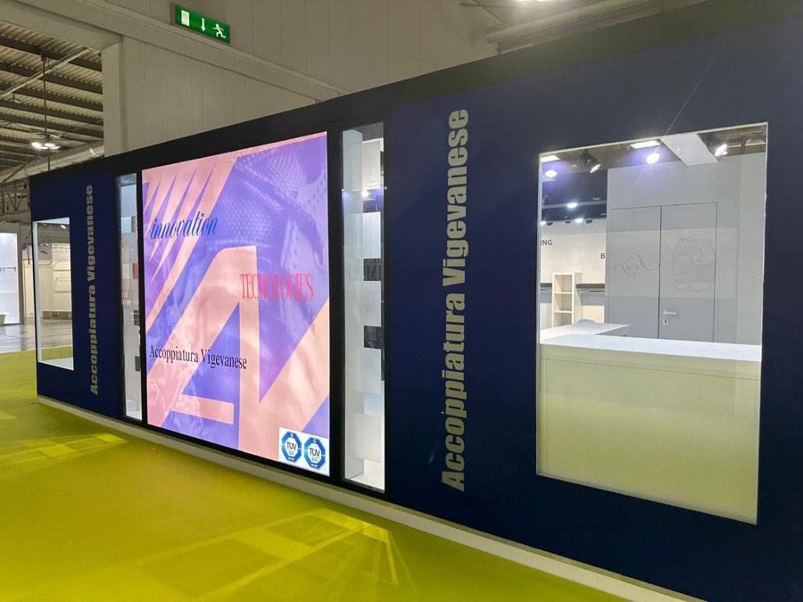 Stand fieristico - Nobilitazione tessile