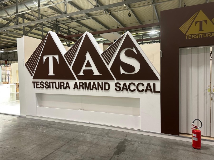 Stand fieristico settore tessile costruito da JMC